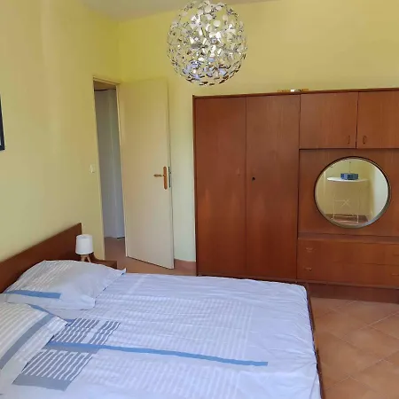 Apartment La Maison Pres De La Fontaine